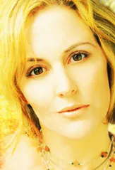 Eve Selis